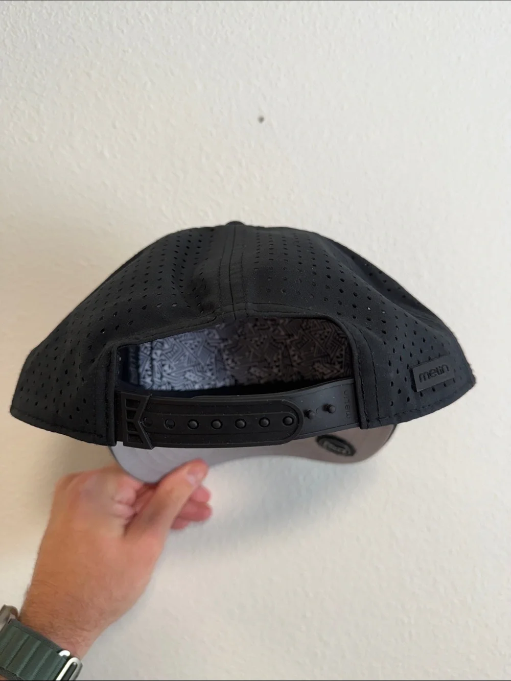 Melin Men’s Black Camouflage Trucker Hat